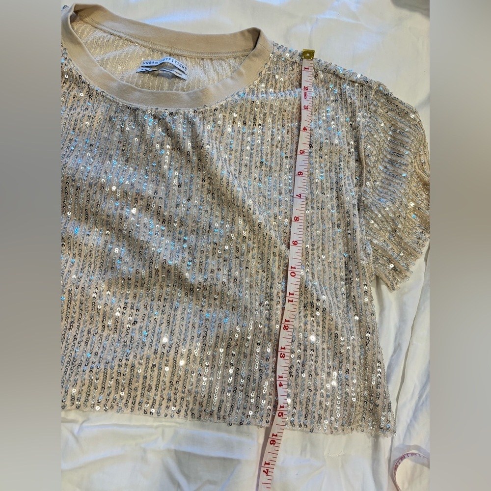 UO West Sequin Cropped Party Boho Hipster Tee - Picture 6 of 7